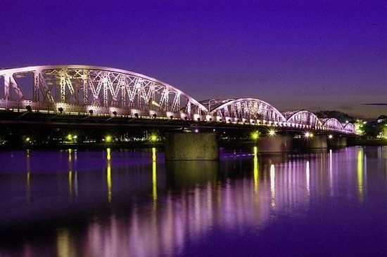 Truongtienbrug